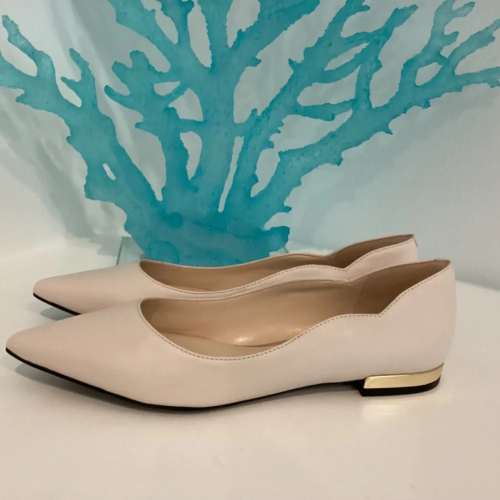 Reduced NWT NINE WEST CREAM COLOR FLATS POINTY SHOES SZ 7 M